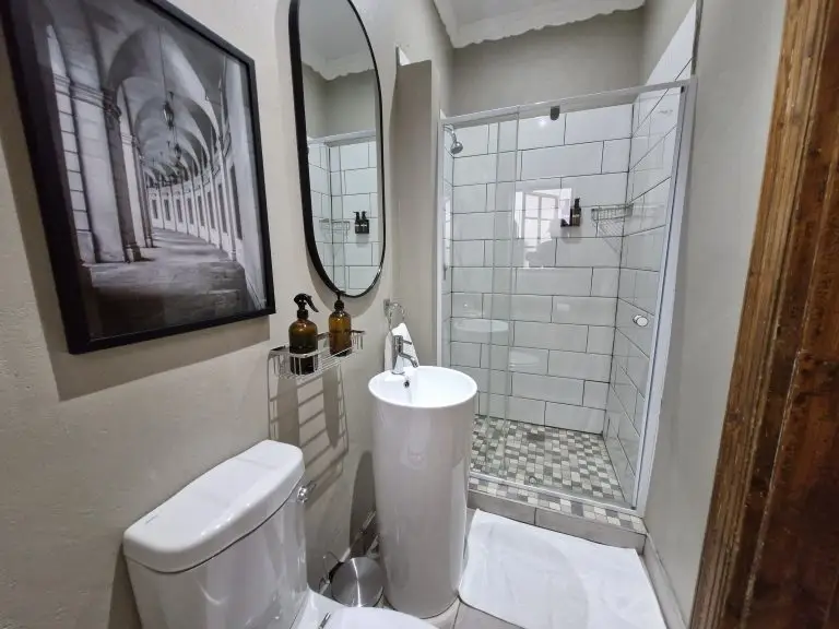 Photo of Murray House Colesberg Unit 5 Bathroom